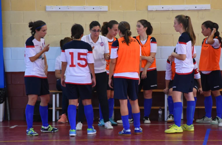 Consigue ante Atlético Jaén una importante victoria que le aupa en la tabla