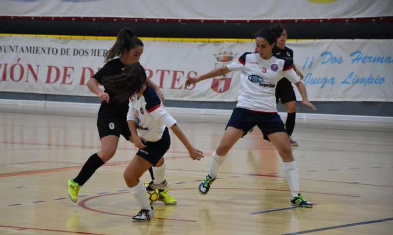El Nazareno Dos Hermanas Femenino, a continuar con el buen hacer para lograr la victoria ante la UD Alhameña