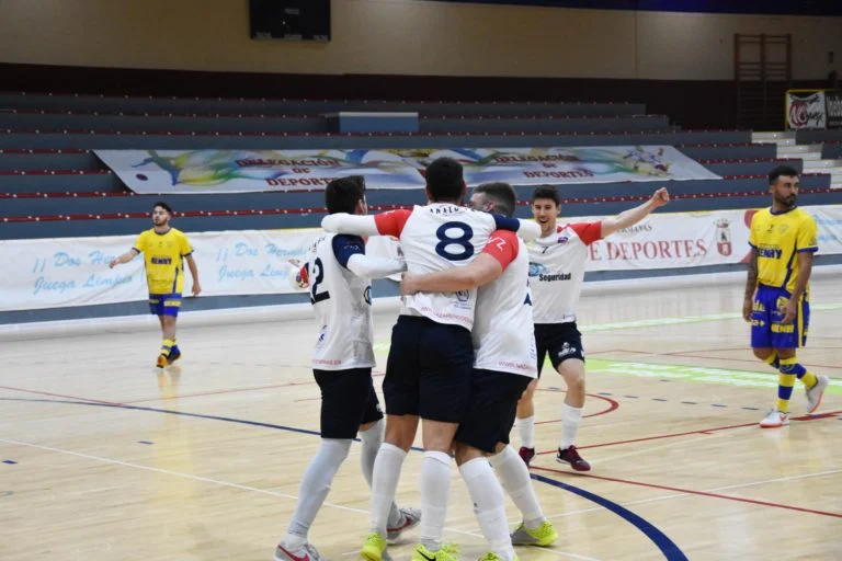 A Cádiz para cerrar el primer objetivo de la temporada