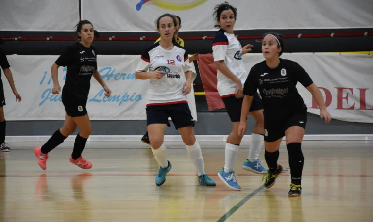 El GTS Nazareno Dos Hermanas FS Femenino busca cerrar el año de la mejor forma ante el Adra FSF