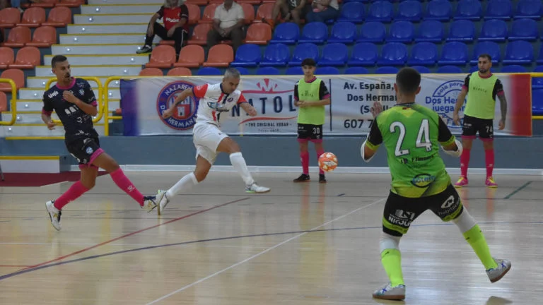 Salida a la siempre difícil cancha de la UD Coineña FS
